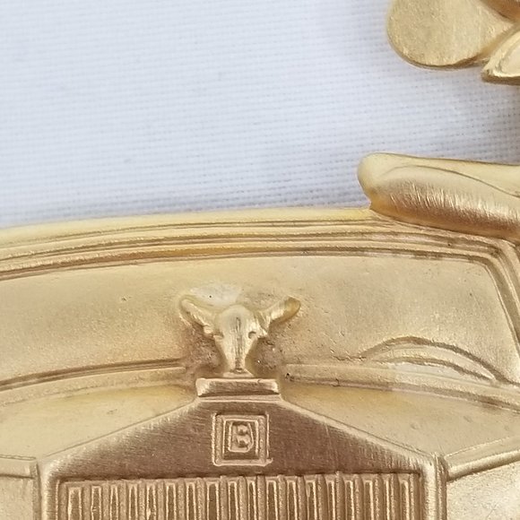 Vintage JJ Brooch Western Bull and Rolls Royce-VGC - Picture 5 of 7